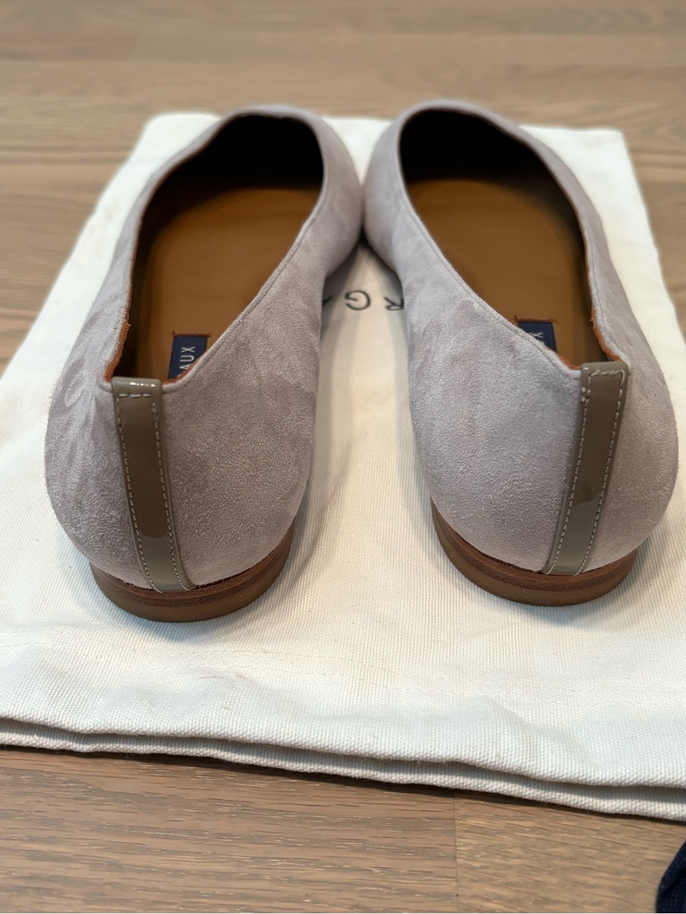 Brand new Margaux “The Modern” suede flats round toe grey padded insole 42.5W 12 - Picture 4 of 6